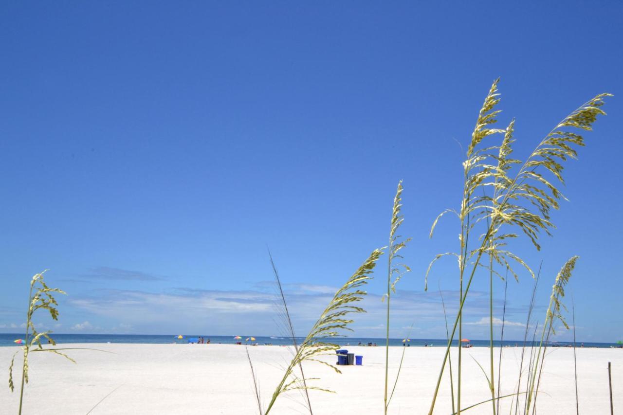 Appartamento Waves 18 St. Pete Beach Esterno foto